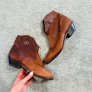 VINTAGE CODE WEST LEATHER WESTERN COUNTRY STUDDED ANKLE BOOTS W9